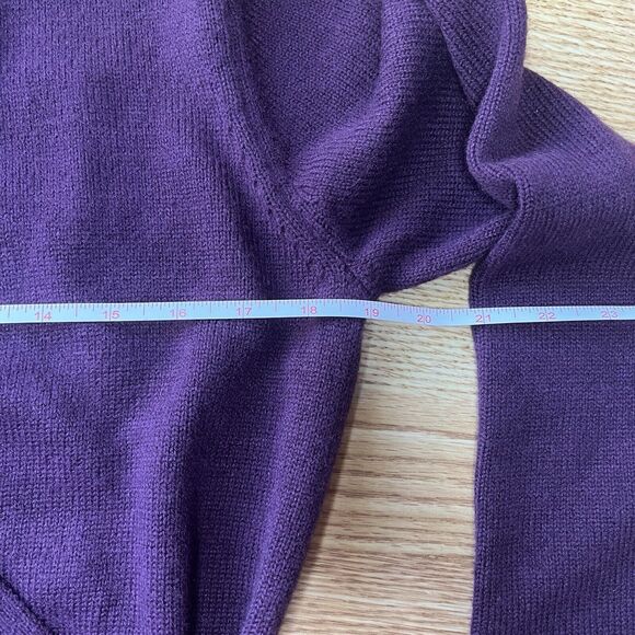 Banana Republic - Wrap Knee Length Sweater Dress in Purple - Size Medium - Picture 3 of 4
